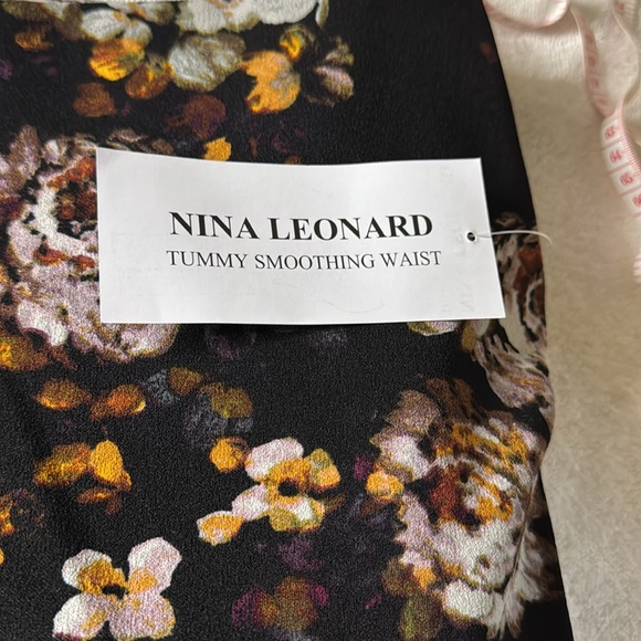 NWT Nina Leonard Floral Print Trousers/Leggings. Tummy Control. Stretch. Soft - Picture 7 of 11